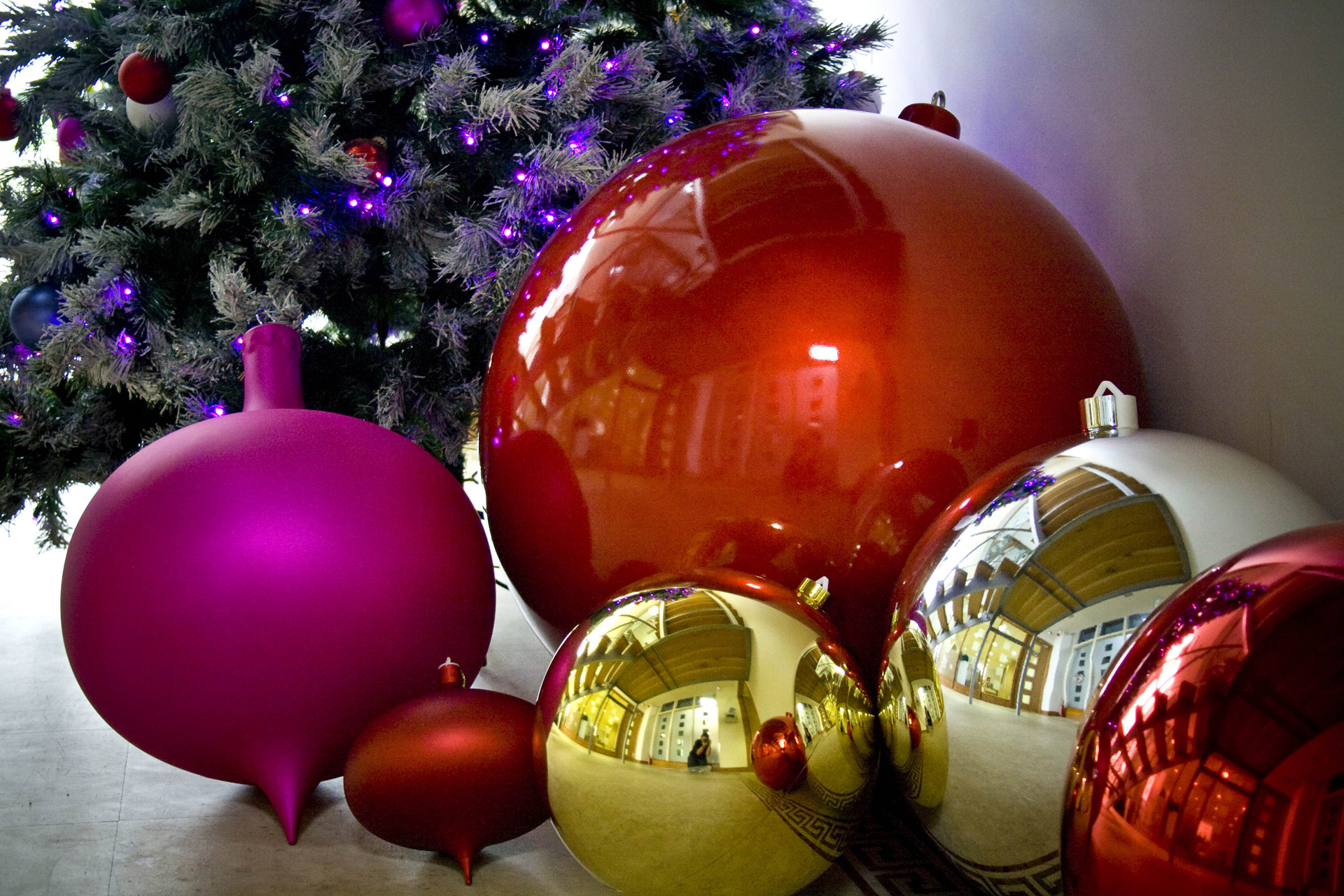 Huge Christmas Baubles / Christmas Concepts Pack Of 3 150mm Extra Large