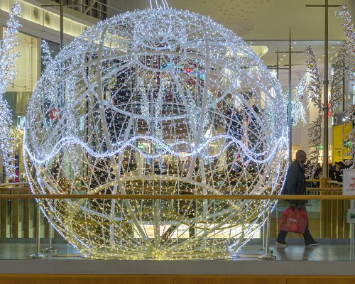 Giant Bauble Selfie Point
